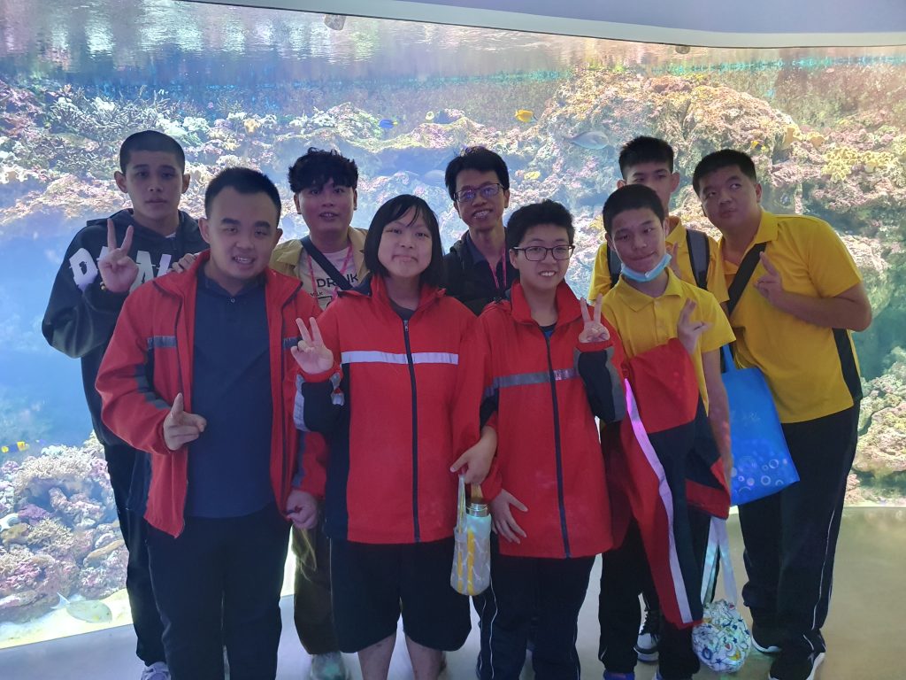 畢業旅行-照片2.jpg 畢業旅行-照片2