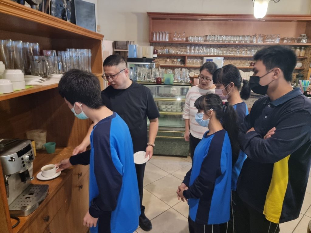 咖啡屋餐坊咖啡沖泡體驗