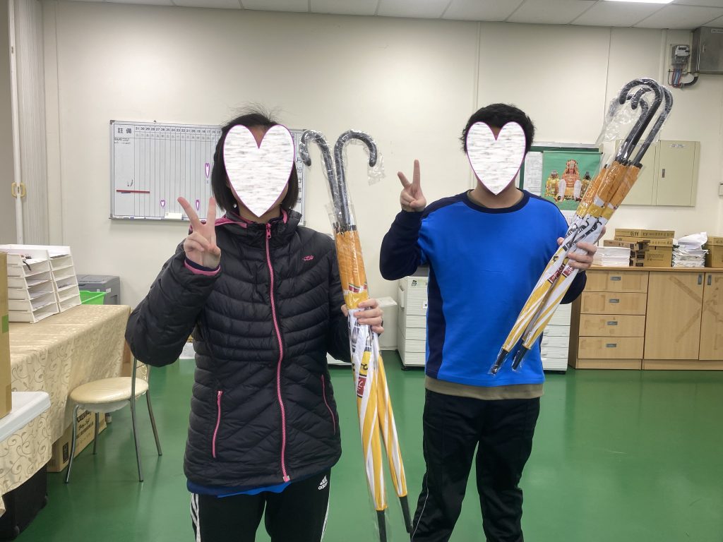 20241224永義房屋昇福不動產仲介經紀有限公司捐贈一批雨傘相片.jpg