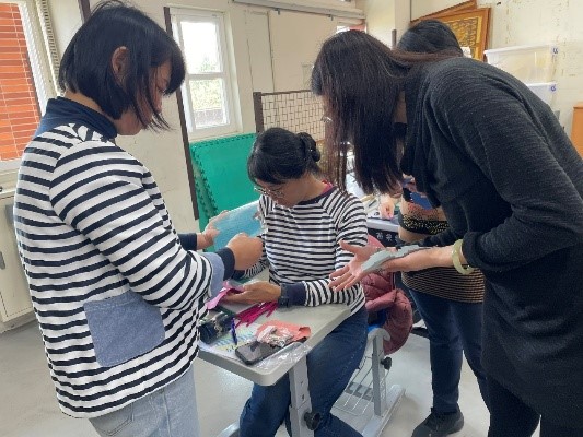 皮革口金零錢包編織教學.jpg 皮革口金零錢包編織教學.jpg