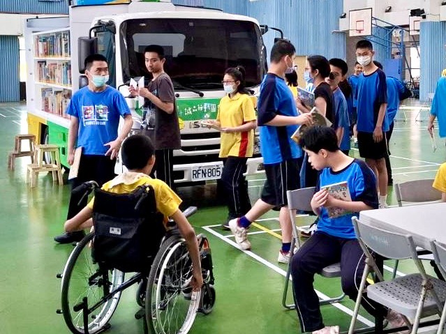 學生踴躍參與活動 學生踴躍參與活動