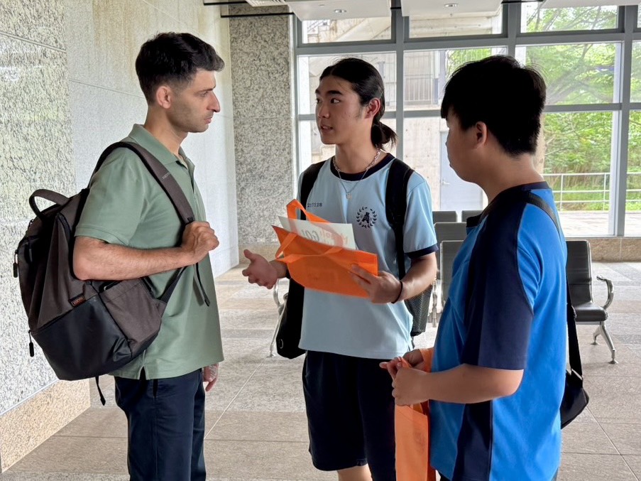 三校學生融合交流.jpg 三校學生融合交流