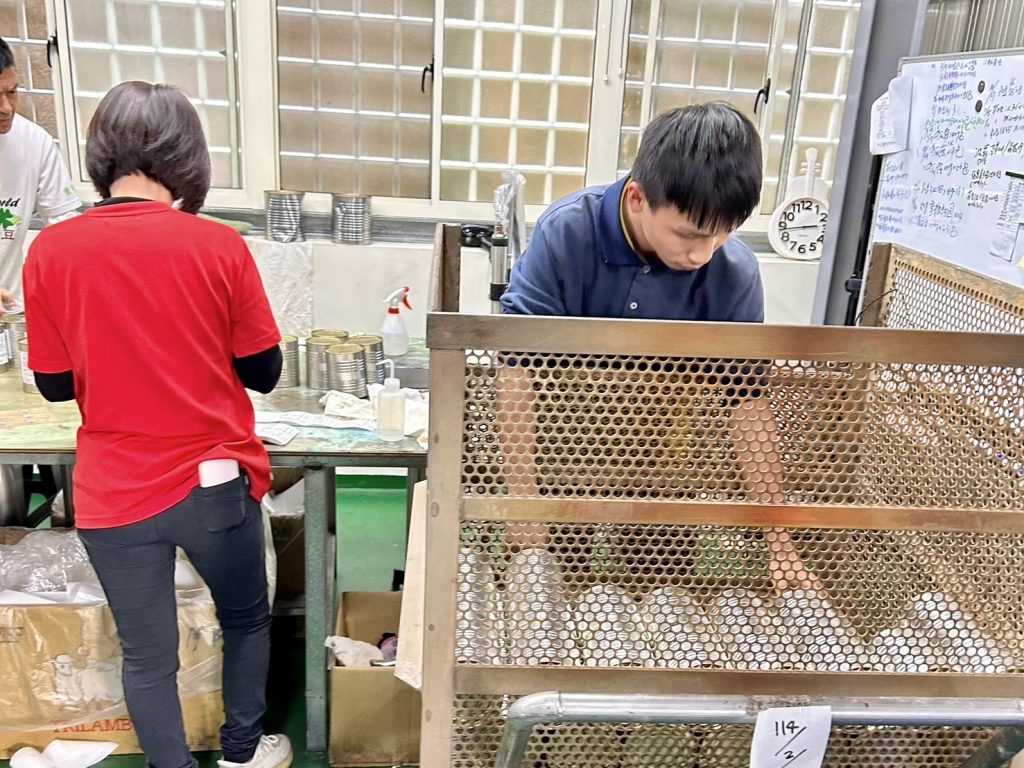 體驗罐頭打印製造日期.JPG 體驗罐頭打印製造日期