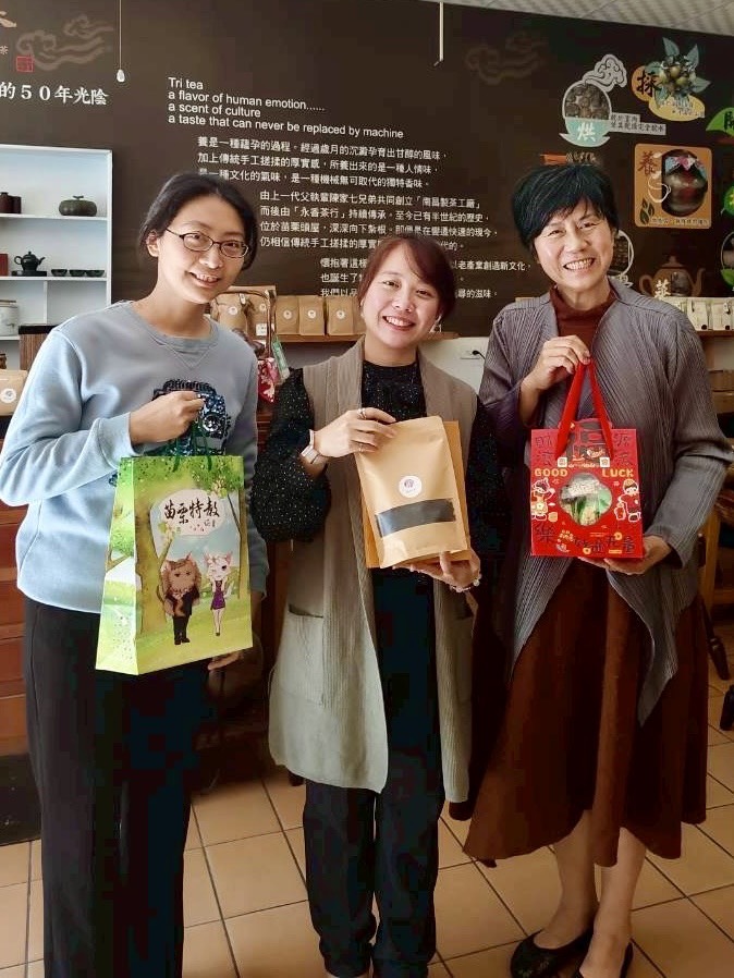 本校與養茶三味攜手規劃未來合作事宜.jpg