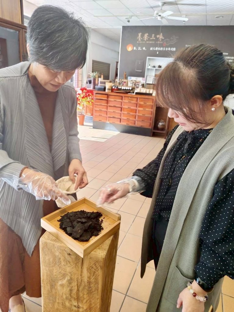 苗栗特教學校攜手養茶三味規劃推動酸柑茶在地文化課程 – 國立苗栗特殊教育學校